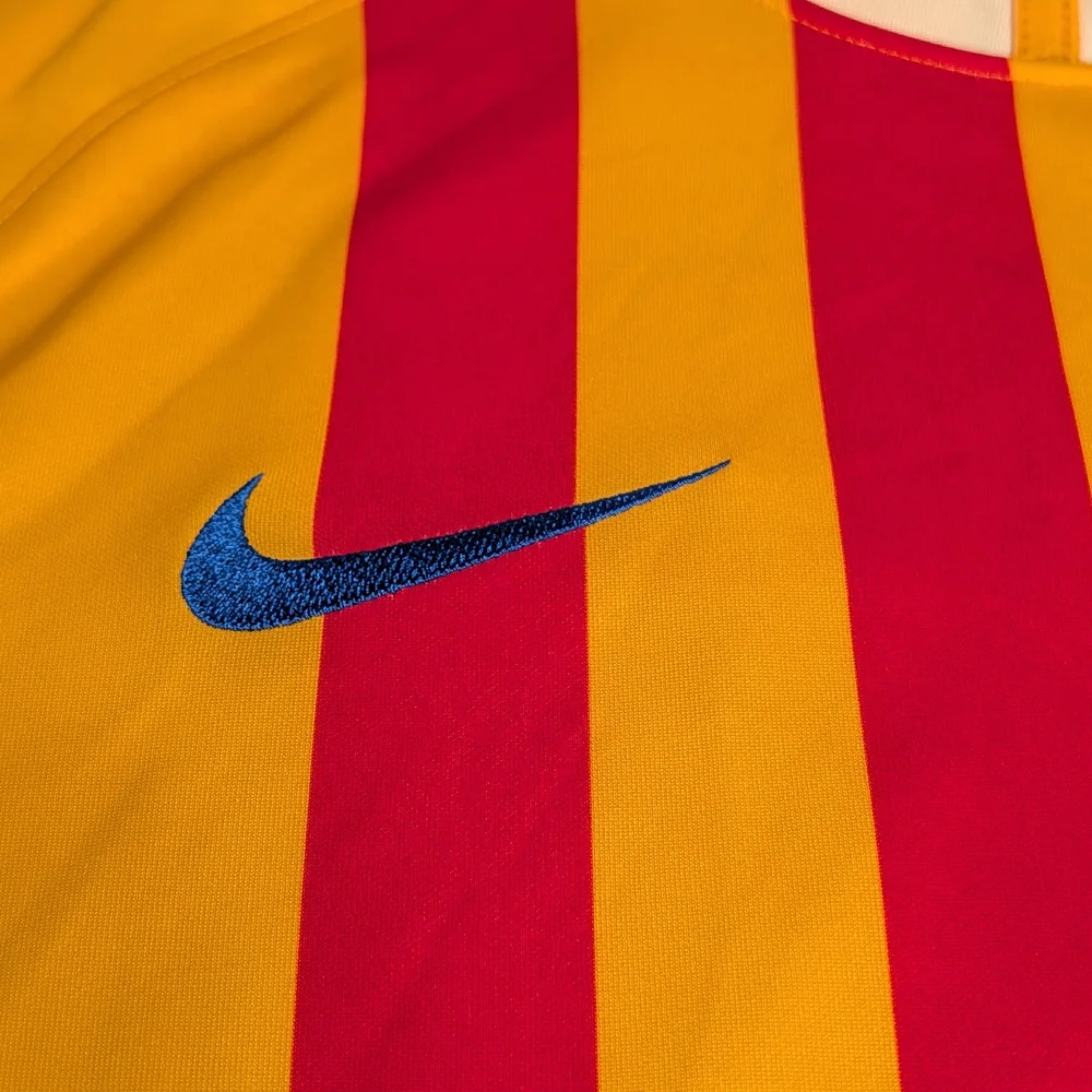 Nike FC Barcelona Soccer Jersey Yellow and Red Striped Men's Dri-Fit Football L